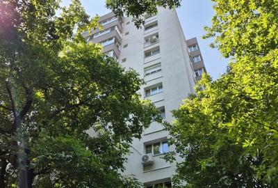 Apartament cu 4 camere decomandat în Militari - 2