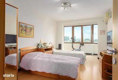 Apartament cu 3 camere în Tineretului - 3