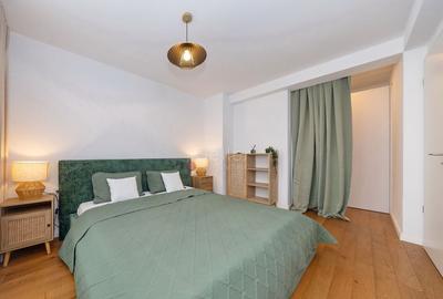 Apartament cu 4 camere decomandat, mobilat în Tractorul - 9