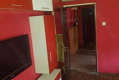 Vind apartament cu 3 camere decomandat in Orsova - 4