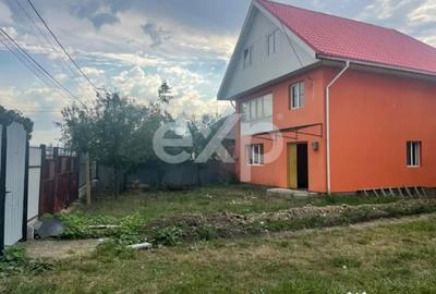 Casă cu 6 camere cu Teren 3646 Mp în Leontinești