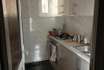 Apartament cu 3 camere . - 15