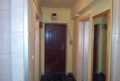 Garsonieră decomandată în Central - 4