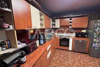 OPORTUNITATE INVESTITIE casa individuala cu spatiu comercial Sibiu - 3