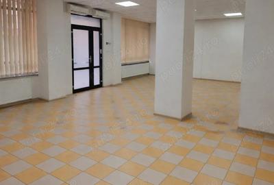 Spa?iu comercial 82 mp, parter Micro 12 Disponibil 1 martie - 2