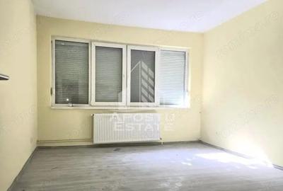 Apartament 2 camere, decomandat, zona Bastion - 3