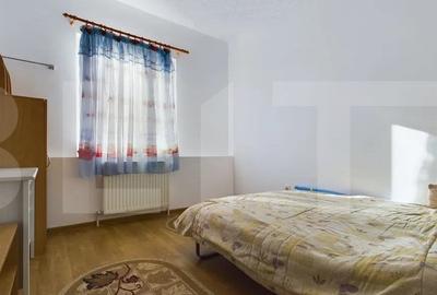 Apartament de vanzare, cu 4 camere, 80 mp, zona Parcul Bucovina
