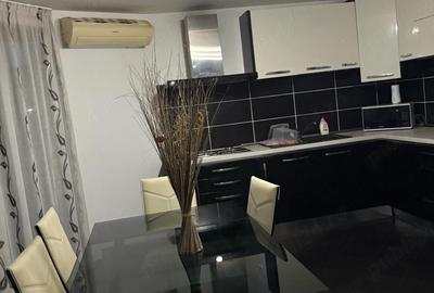 Casă cu 6 camere cu Teren 2000 Mp în Remuș - 1