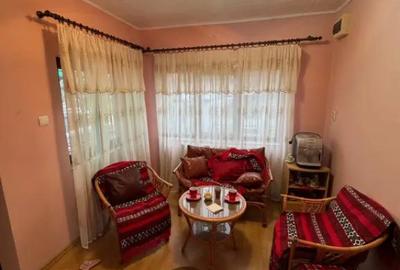 Casă cu 3 camere cu Teren 450 Mp în Lăpuș