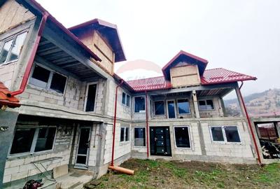 Casa / Vila la munte - 2