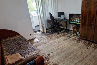 Apartament cu 2 camere decomandat, mobilat în Progresul
