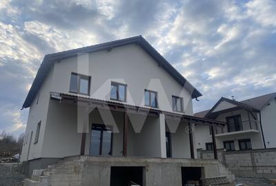 Duplex cu 4 camere cu Canalizare în Arhitecților - Calea Cisnădiei
