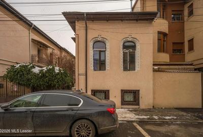 Casă cu 4 camere cu Teren 251 Mp în Parcul Carol - 6