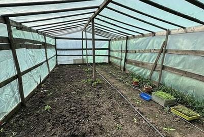Casă cu 3 camere cu Teren 600 Mp în Petrăchioaia