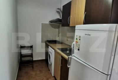 Garsonieră semidecomandată în Central