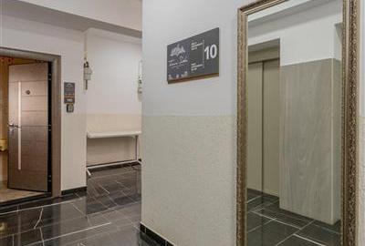 Penthouse cu 4 camere decomandat, mobilat în Central - 37
