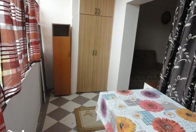 Garsonieră decomandată în Confecții
