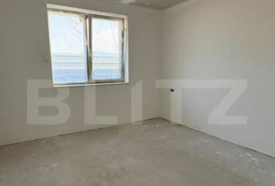 Casă cu 4 camere cu Teren 525 Mp în Sânpetru