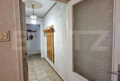 Apartament cu 4 camere decomandat în Universității