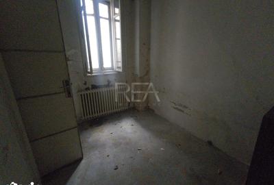 Casă cu Teren 251.1 Mp în Dorobanți