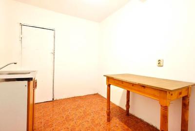 Oportunitate Unică: Casă cu 4 Camere, Curte Generoasă și Îmbunătățiri - 12