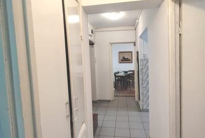 2 camere, etaj 9/10, centrala proprie - Bld. Republicii - 4