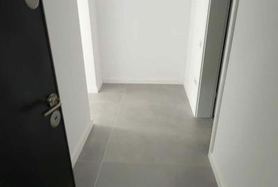 Apartament cu 2 camere semidecomandat în Berceni - 2