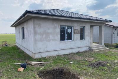 Casă cu 3 camere în Exterior Vest - 3