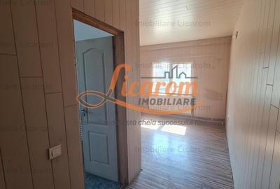 Casă individuală cu 8 camere decomandat cu Canalizare în Cristian - 25