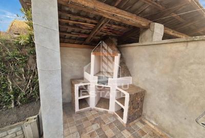 Casă cu 6 camere cu Canalizare în Pesac - 3