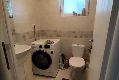 Casă cu 3 camere cu Canalizare în Triaj - 2