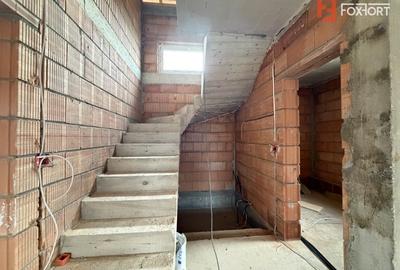 Casă individuală cu 4 camere cu Canalizare în Sânandrei - 4