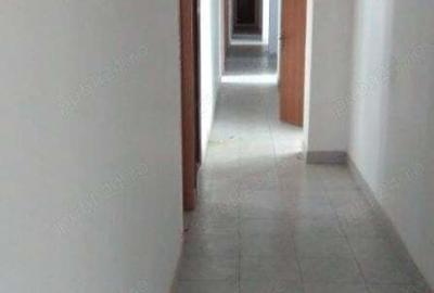Spațiu comercial, de 928 mp, în Săgeata - 3