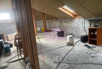 Casă cu 5 camere cu Canalizare în Clinceni - 4