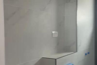 Casă cu 5 camere cu Canalizare în Central