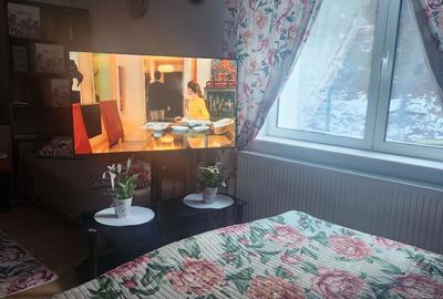 Apartament cu 3 camere decomandat în Central - 1