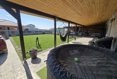 Casă cu 4 camere în Cihei