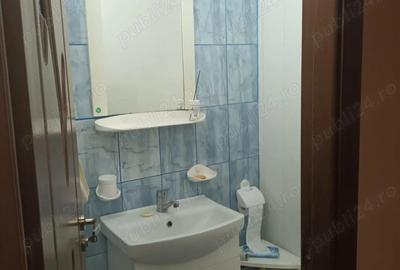 Apartament cu 3 camere decomandat în Rovine - 4
