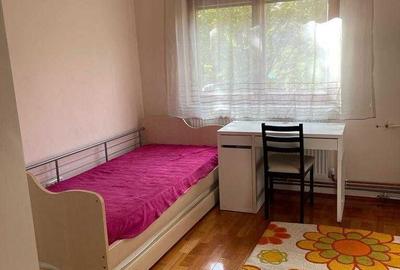 Apartament cu 3 camere semidecomandat în Polivalentă - 9
