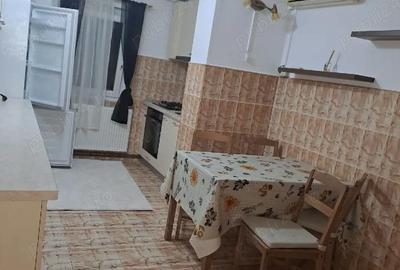 Apartament cu 3 camere decomandat în UTA - 3