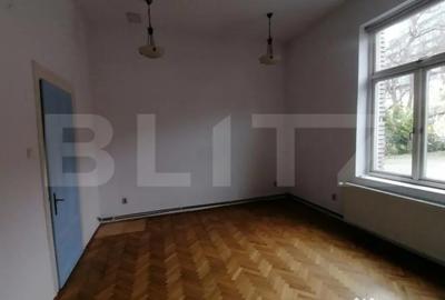 Spațiu comercial, de 504 mp, în Gruia - 14