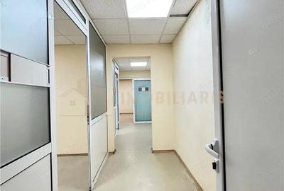 Spațiu comercial, de 148 mp, în Central - 8