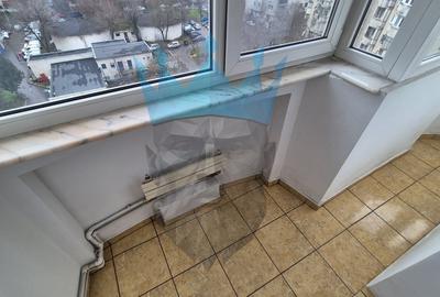 Apartament cu 3 camere decomandat, mobilat în 13 Septembrie - 15