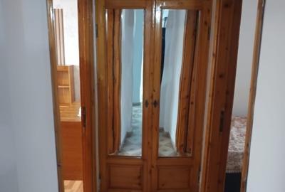 Apartament cu 3 camere decomandat în Kamsas - 3