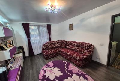 Apartament cu 3 camere decomandat, mobilat în Dărmănești - 2