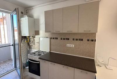 Garsoniera de inchiriat mobilata si utilata cu parcare privata Garsoniera de inchiriat mobilata si utilata cu parcare privata - 2