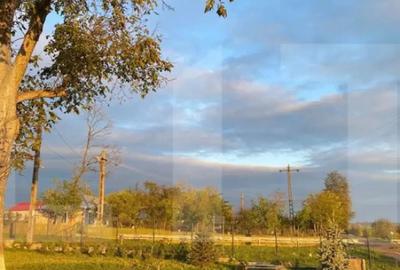 Casă cu 5 camere cu Teren 1400 Mp în Dorohoi - 1