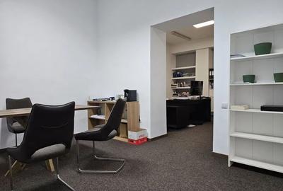 Birou, de 40 mp, în Central - 2