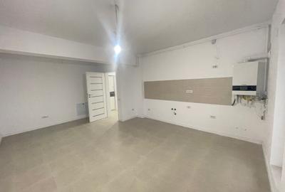Apartament cu 3 camere semidecomandat în Central - 3