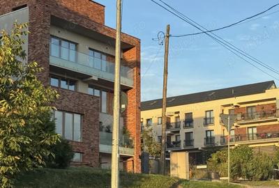 Inchiriez ap 2 camere+parcare,Borhanci - 1